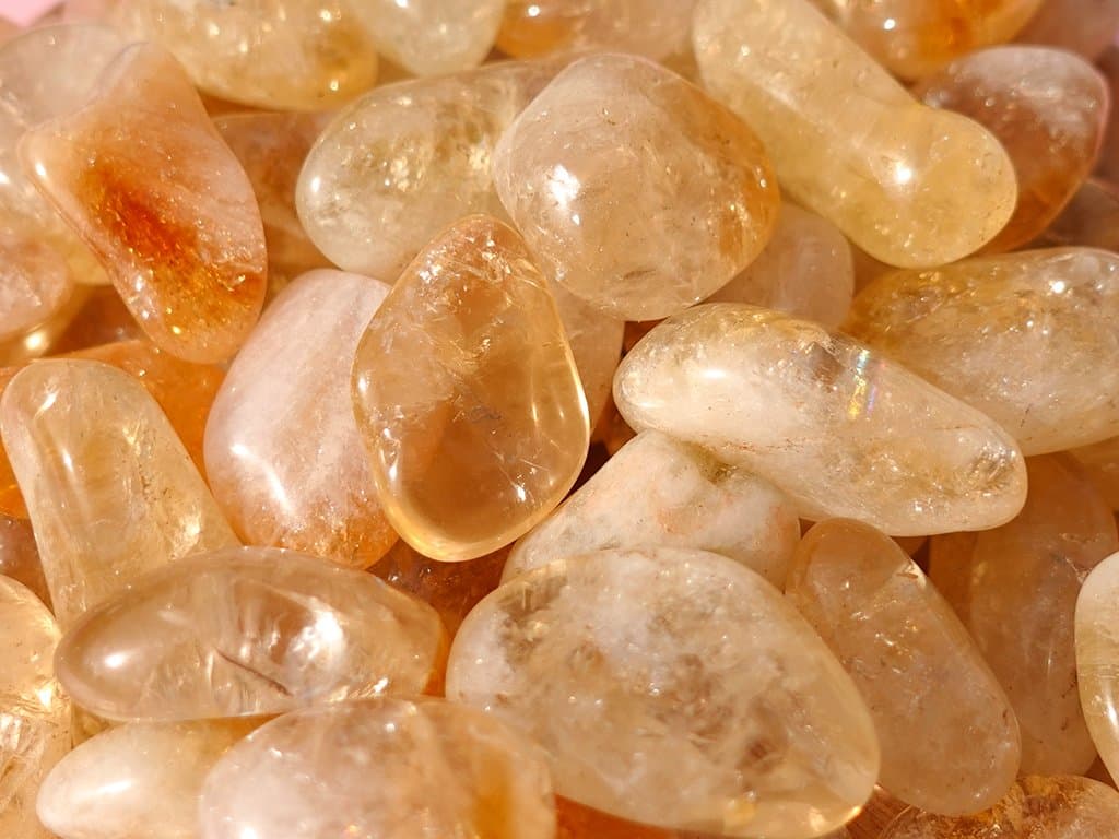 Heilsteine kaufen mit Herz – Kristalle, die Seele und Sinne verzaubern