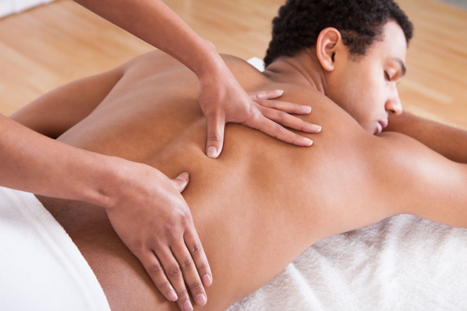 Buchen Sie Ihre Griechische Massage heute – wir beraten Sie zu erotischen Massagen in Berlin