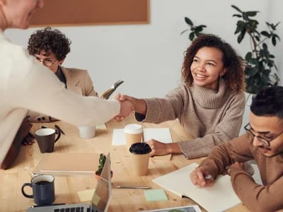 Professionelle Website erstellen lassen mit Strategie – Webdesign für Unternehmen neu gedacht