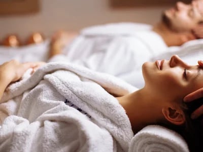 Buchen Sie Ihre Griechische Massage heute – wir beraten Sie zu erotischen Massagen in Berlin