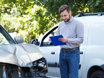 In Köln und Umgebung schnell defektes auto verkaufen
