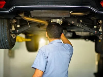 Auto mit Motorschaden verkaufen und sofort Bargeld erhalten – Seriöser Ankauf in Köln, Bonn & NRW