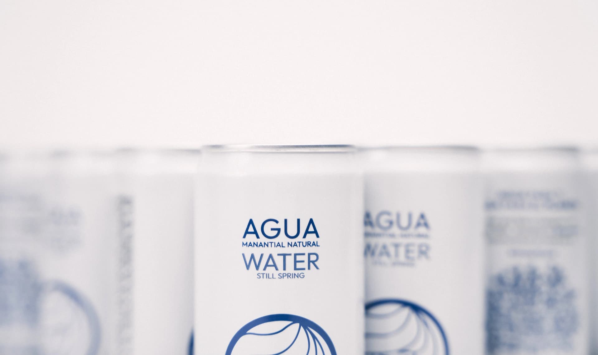 Dosen Wasser von NEA Water: Nachhaltigkeit, die man schmecken kann