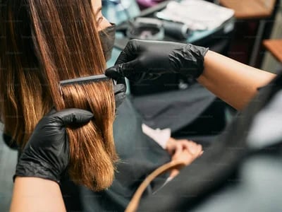 Jetzt neu: Einrichtung für Friseursalon mit Top-Marken